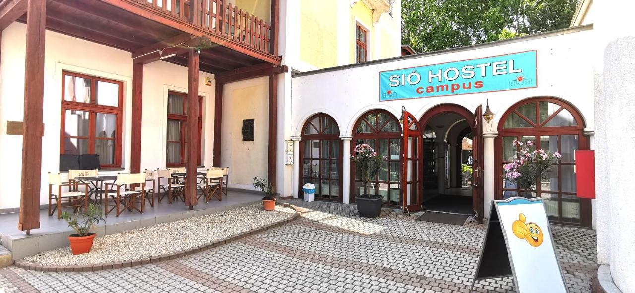 Sio Hostel Siofok Ngoại thất bức ảnh