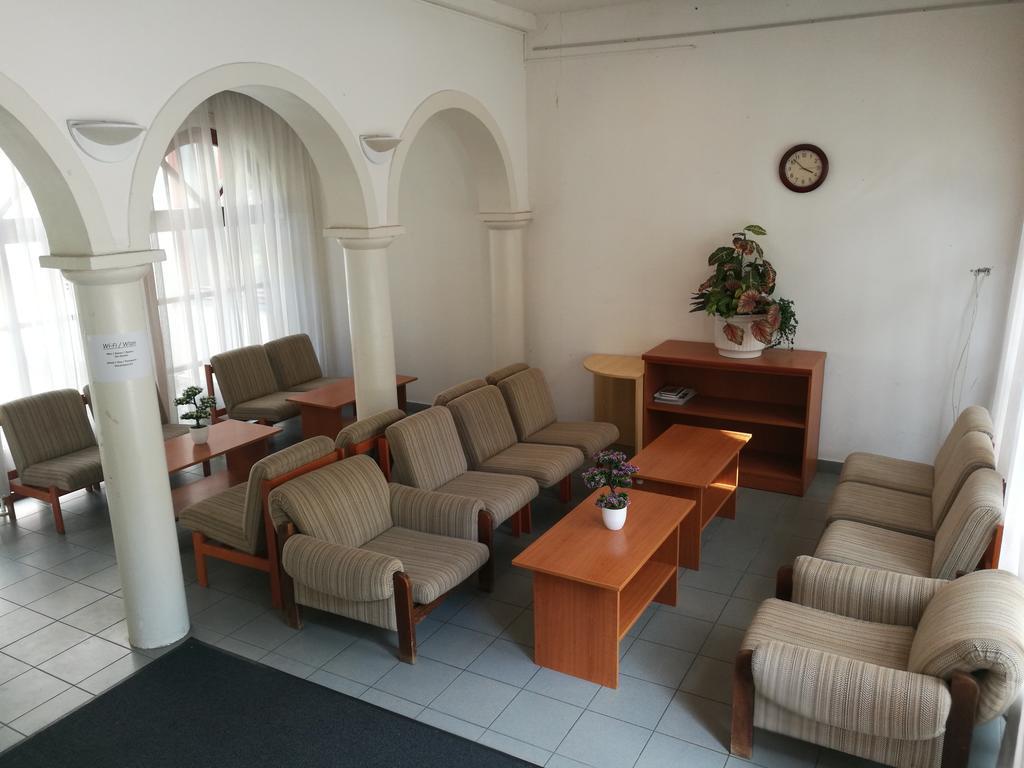 Sio Hostel Siofok Ngoại thất bức ảnh